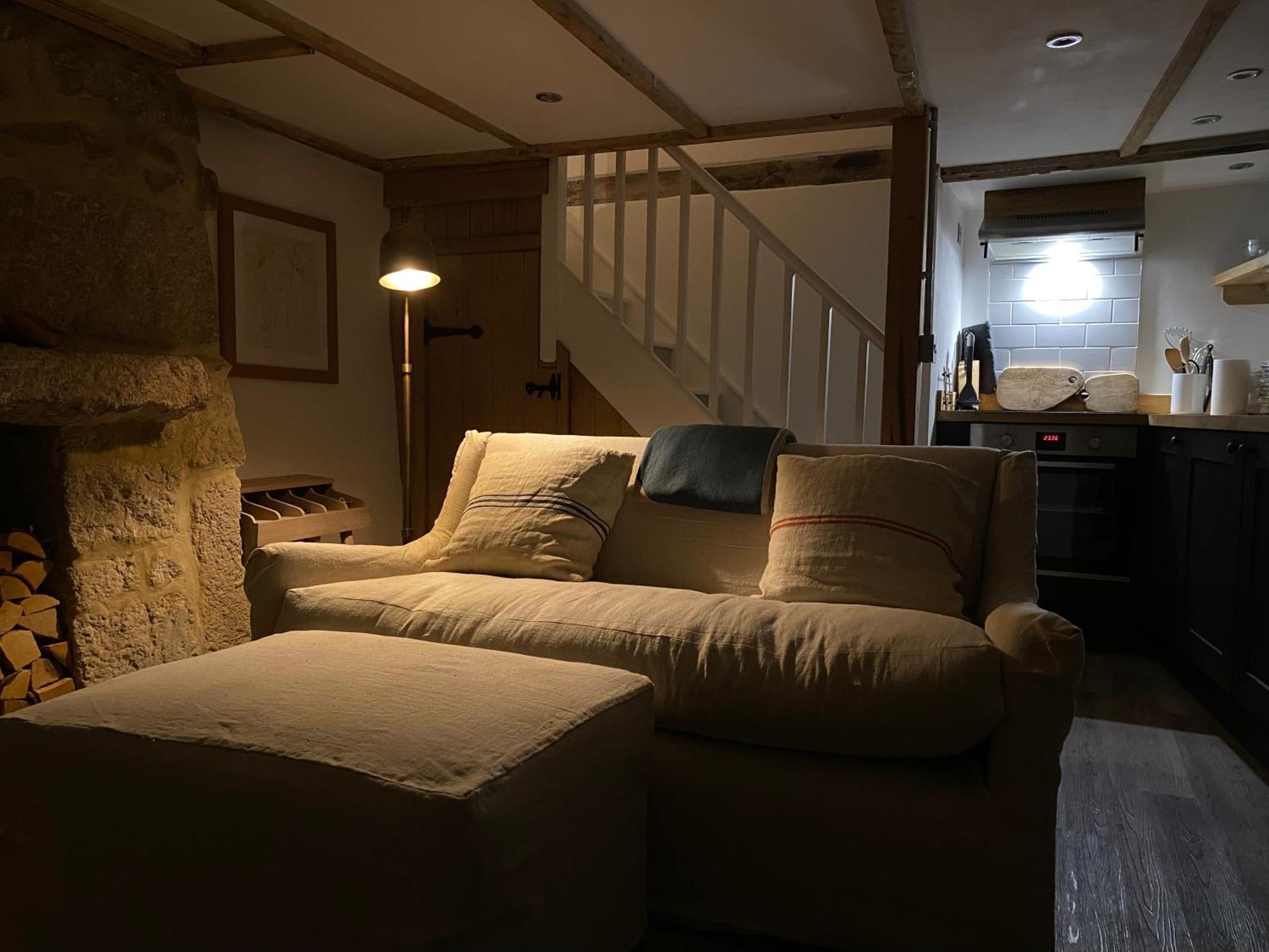 The Old Gallery - Charming Coastal Escape For Two 마우스홀 외부 사진