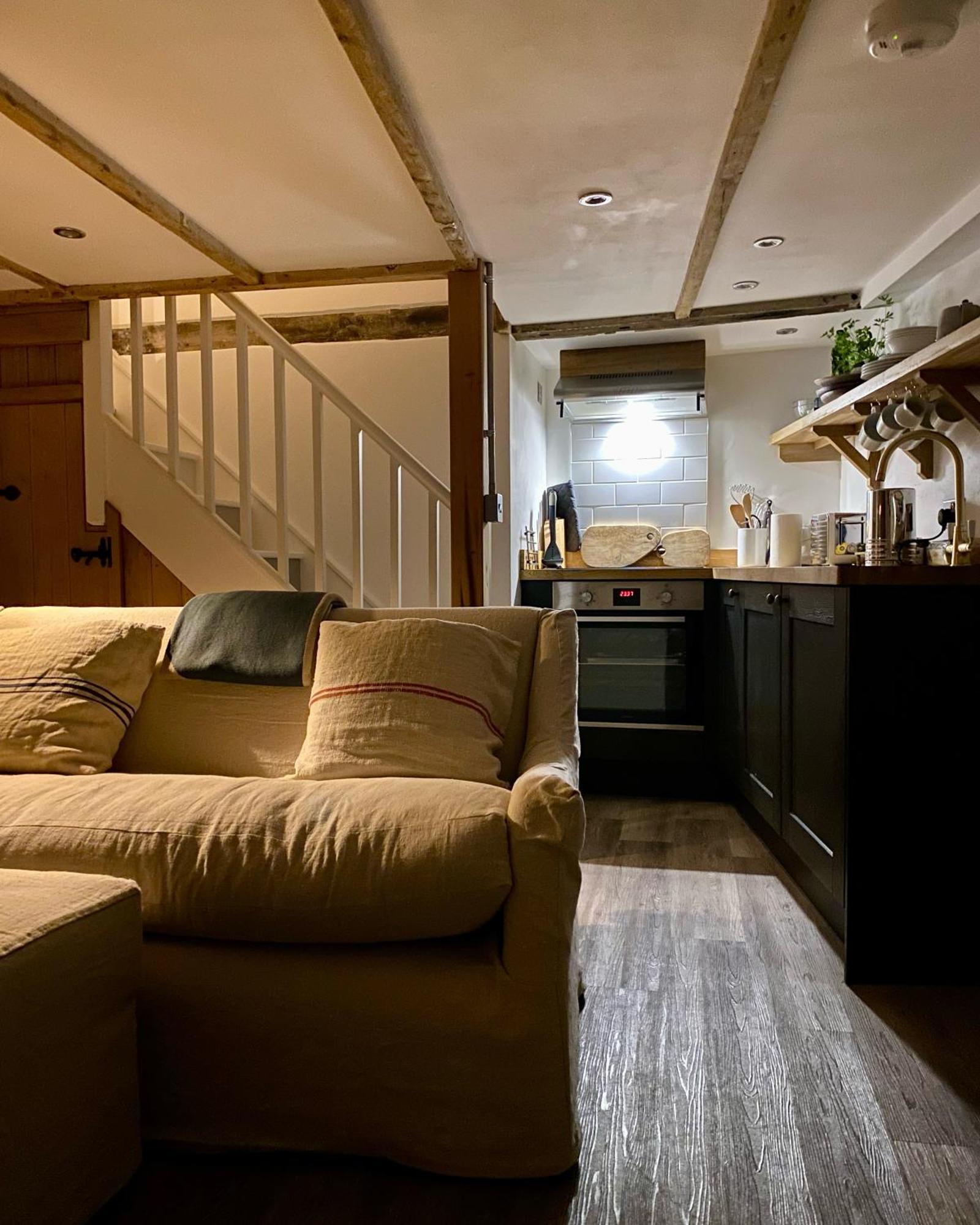 The Old Gallery - Charming Coastal Escape For Two 마우스홀 외부 사진
